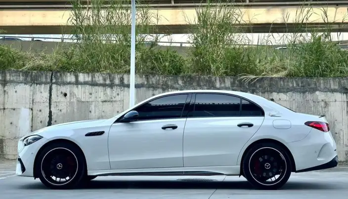 Mercedes-Benz C-Class 2022 Model C 260 L Sports Edition – фото 3