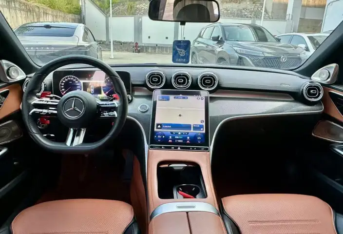 Mercedes-Benz C-Class 2022 Model C 260 L Sports Edition – фото 7