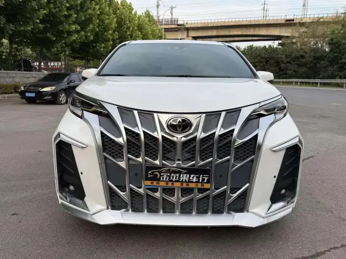 Granvia 2024 Model Intelligent Hybrid 2.5L 4WD Noble PLUS Edition – фото 2