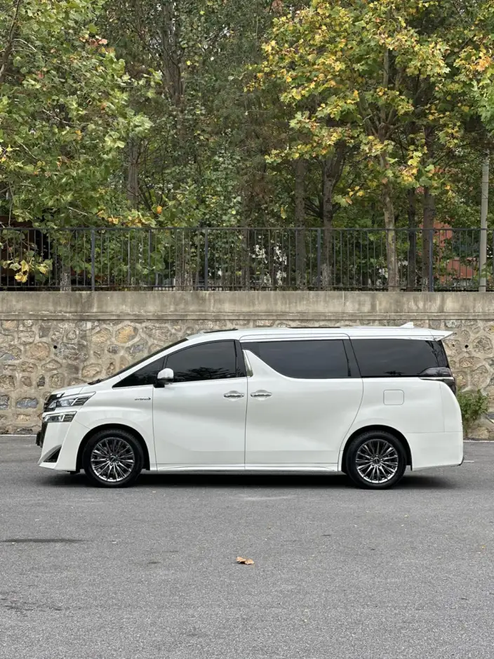 Vellfire 2020 Model Hybrid 2.5L HV Premium Edition – фото 3