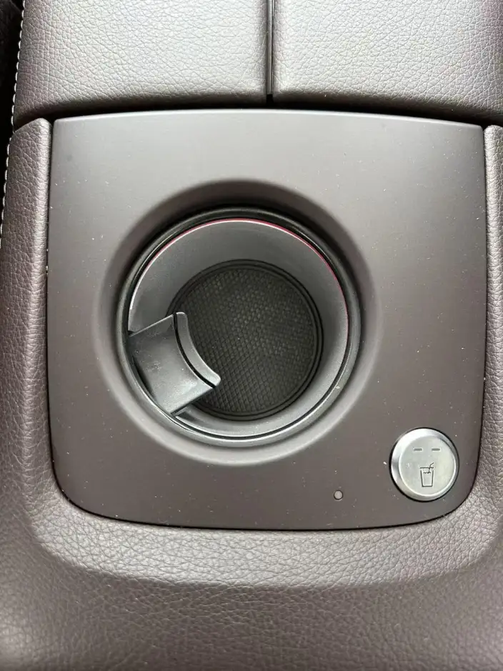 Mercedes-Benz GLS 2022 Model GLS 450 4MATIC Luxury Model – фото 9