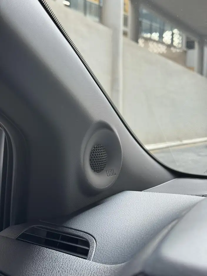 Toyota Sienna 2023 Model Hybrid 2.5L Platinum edition – фото 10