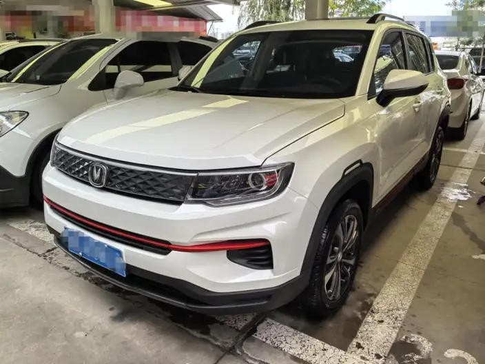 Changan CS35 PLUS 2022 Model 1.6L GDI Manual Luxury Model – фото 1