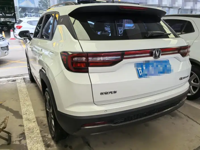 Changan CS35 PLUS 2022 Model 1.6L GDI Manual Luxury Model – фото 4