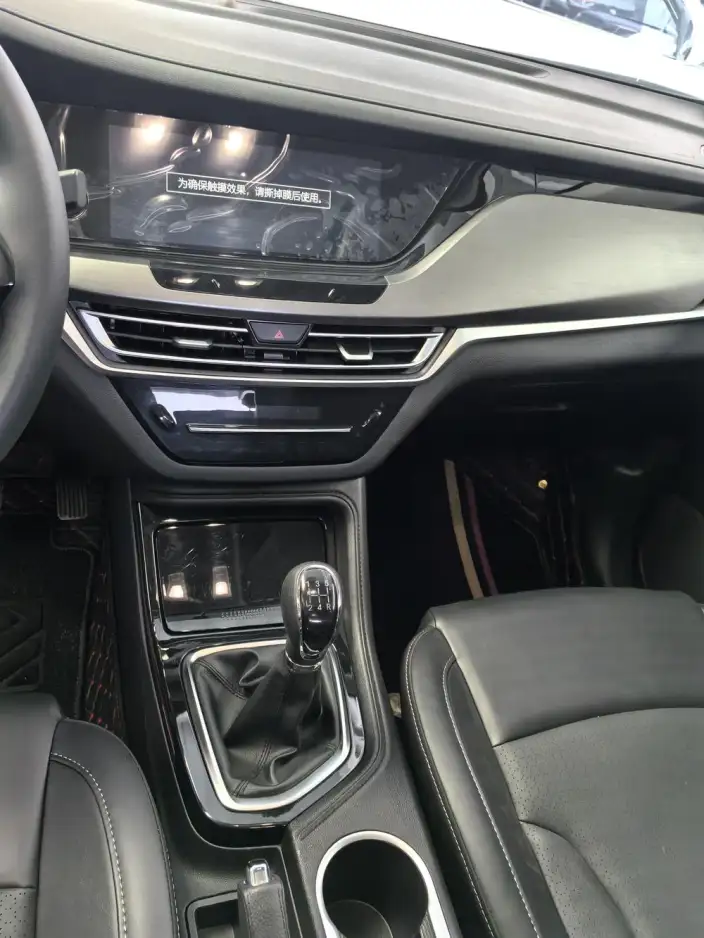 Changan CS35 PLUS 2022 Model 1.6L GDI Manual Luxury Model – фото 8