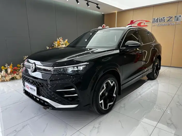 Volkswagen Tiguan L 2026 Model Pro 380TSI 2WD R-Line Pilot Edition – фото 1