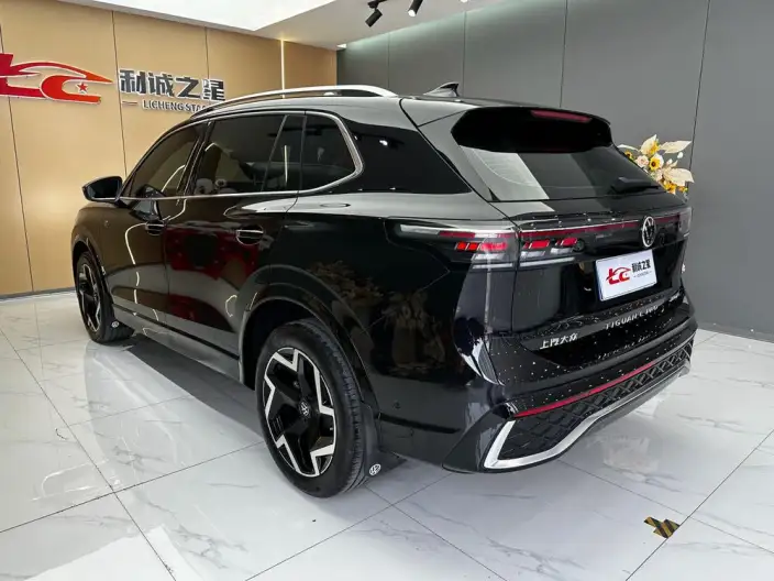 Volkswagen Tiguan L 2026 Model Pro 380TSI 2WD R-Line Pilot Edition – фото 4