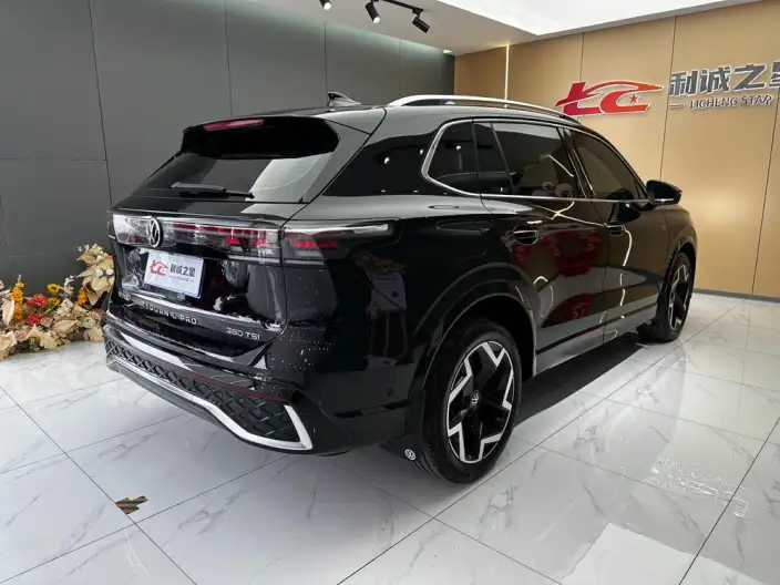 Volkswagen Tiguan L 2026 Model Pro 380TSI 2WD R-Line Pilot Edition – фото 6