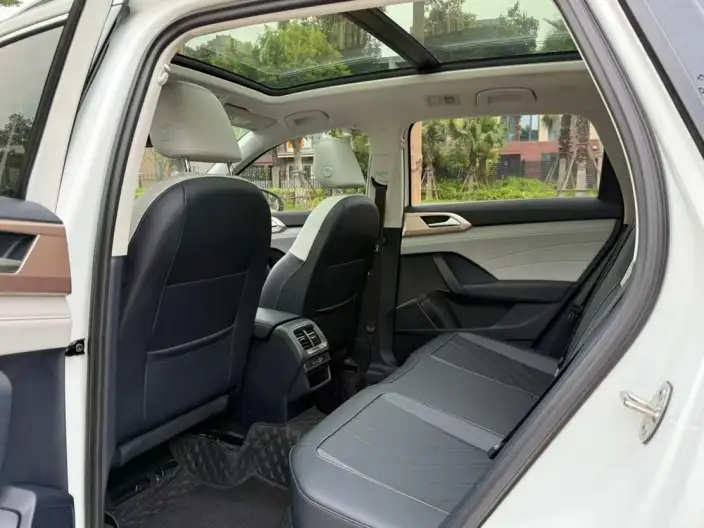 Volkswagen Tharu 2024 Model 300TSI 2WD Full Moon Edition – фото 9