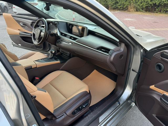 Lexus ES 2018 200 Excellence China VI – фото 6