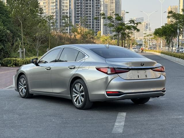 Lexus ES 2018 200 Excellence China VI – фото 9