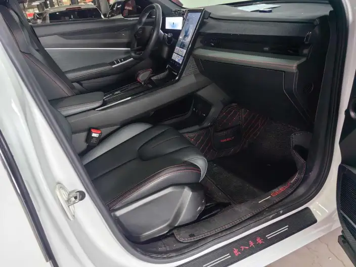 Geely Boyue 2024 Model 1.5TD Smart Connect + – фото 7