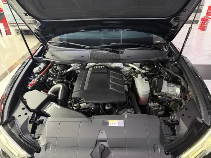 Audi A6L 2022 Model 40 TFSI Luxury Dynamic Model – фото 9