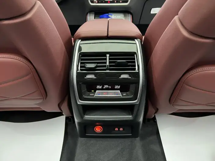 BMW X5 2023 Model xDrive40Li M Sports Set – фото 8