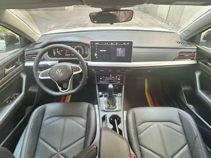 Volkswagen Lavida 2024 Model 300TSI DSG Starry Sky Leading Edition – фото 6