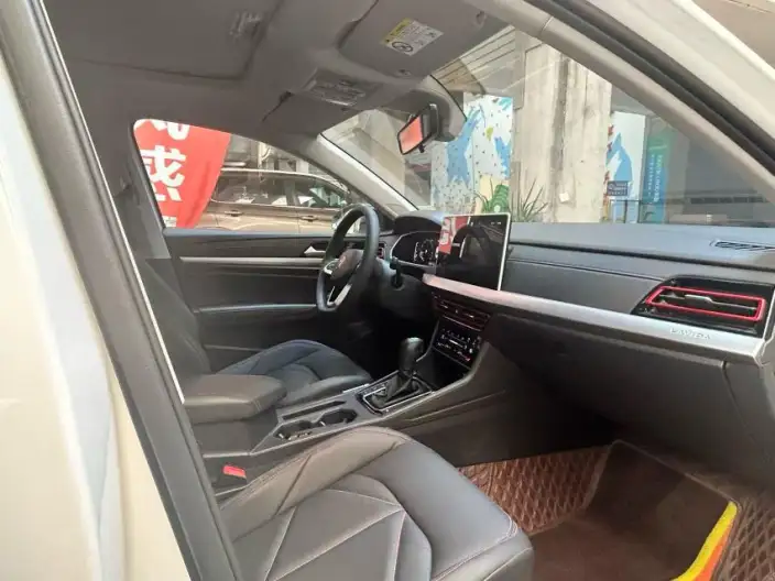 Volkswagen Lavida 2024 Model 300TSI DSG Starry Sky Leading Edition – фото 7
