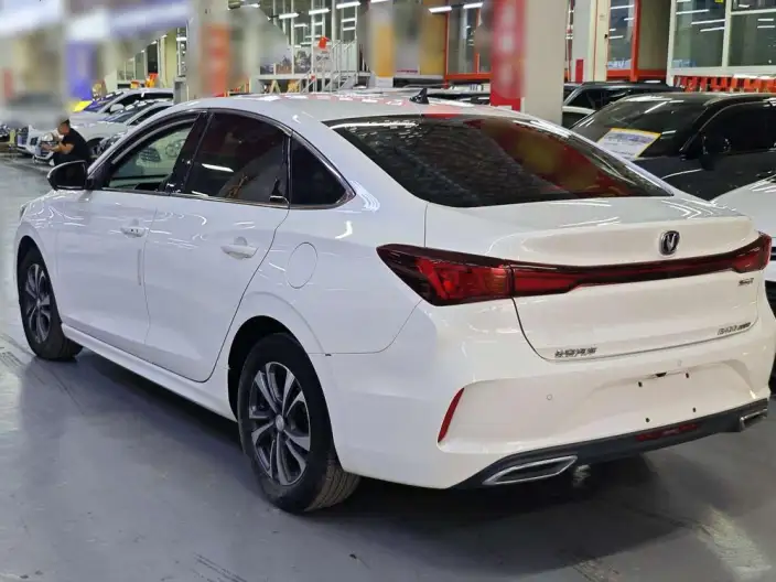 Changan Eado 2023 Model PLUS Changxiang Edition Blue whale NE 1.4T GDI DCT Noble Model – фото 4