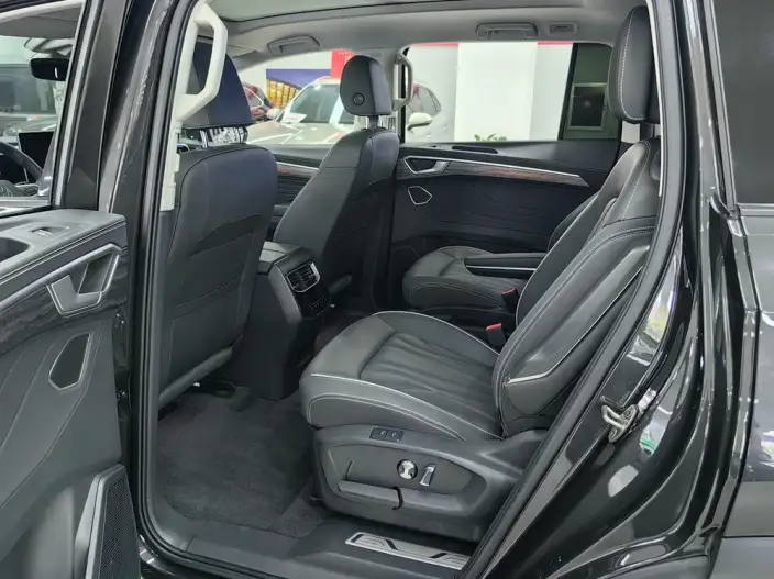 Talagon 2026 Model 450TSI 4WD Supreme Edition 6 seat – фото 10
