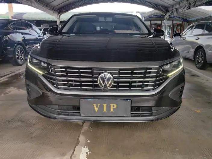 Volkswagen Passat 2022 Model 280TSI Business Edition – фото 2