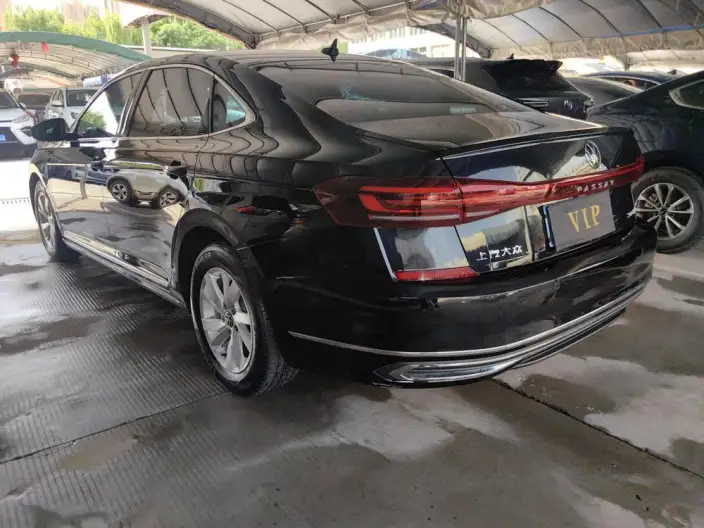 Volkswagen Passat 2022 Model 280TSI Business Edition – фото 4