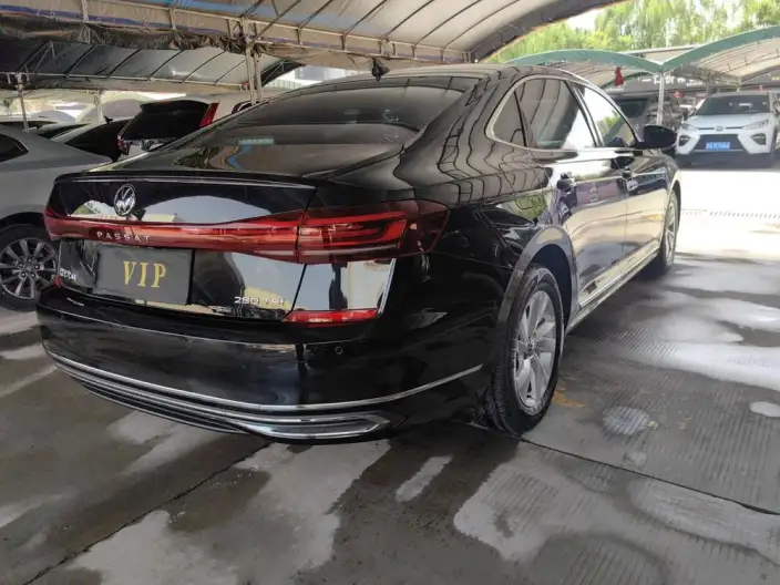 Volkswagen Passat 2022 Model 280TSI Business Edition – фото 6