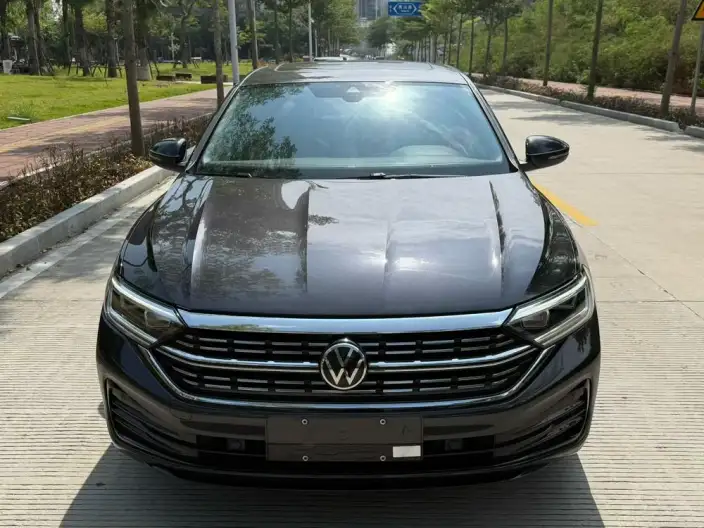 Volkswagen Sagitar 2025 Model 300TSI DSG Beyond Edition – фото 2