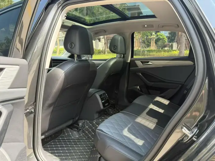 Volkswagen Sagitar 2025 Model 300TSI DSG Beyond Edition – фото 9