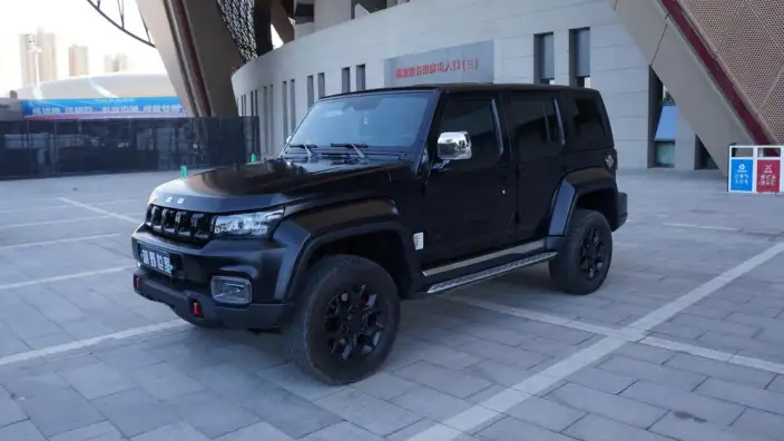 BAIC BJ40 2023 Model 2.0D Automatic 4WD Blade Hero Edition Warrior Model