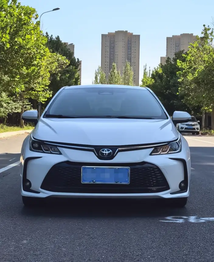 Toyota Corolla 2023 Model Intelligent Hybrid 1.8L E-CVT Elite Edition – фото 2