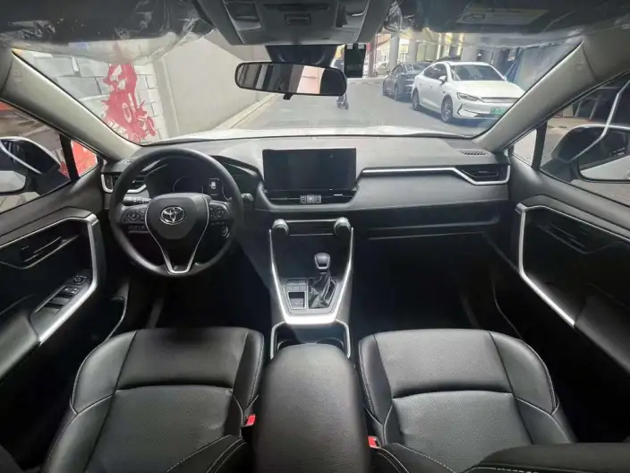 Toyota Wildlander 2024 Model 2.0L 2WD Leading version – фото 9