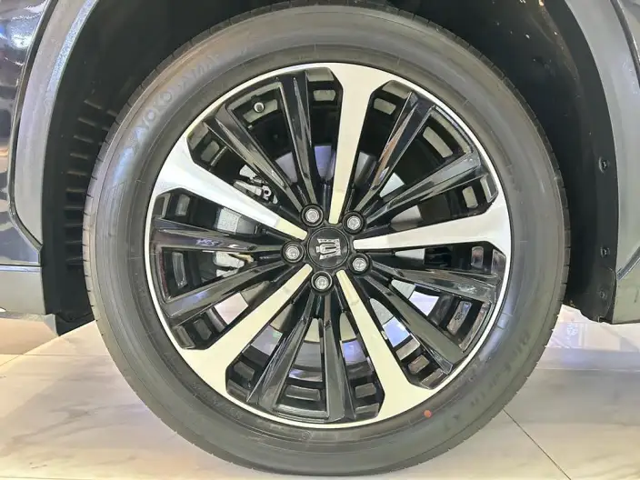 Crown Kluger 2024 Model Intelligent Hybrid 2.5L E-CVT 4WD Deluxe Edition – фото 7