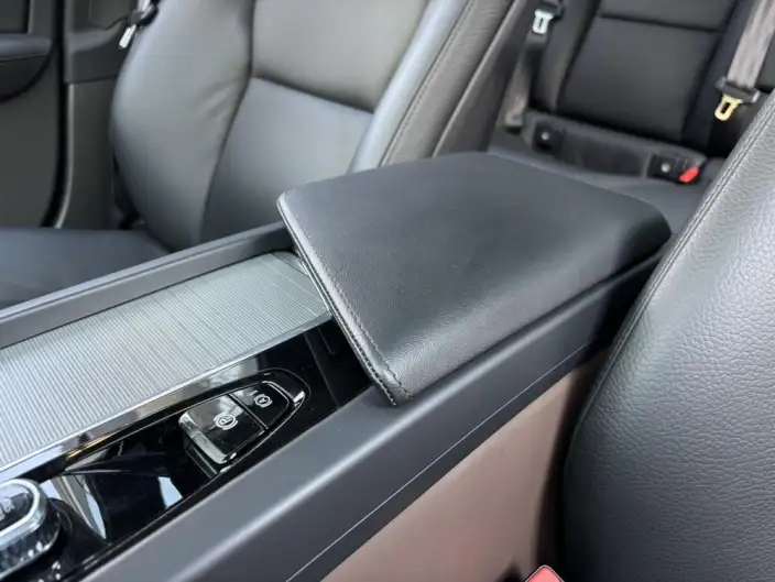 Volvo S60 2023 Model B4 Smart Range Deluxe Edition – фото 9