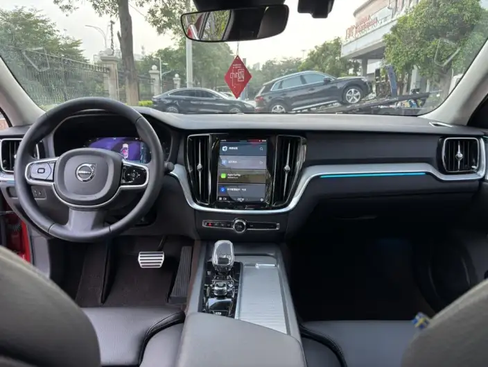 Volvo S60 2023 Model B4 Smart Range Deluxe Edition – фото 10