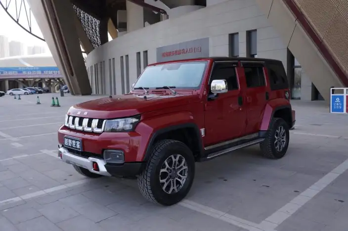 BAIC BJ40 2023 Model 2.0T Automatic 4WD City Hunter Edition Warrior Model