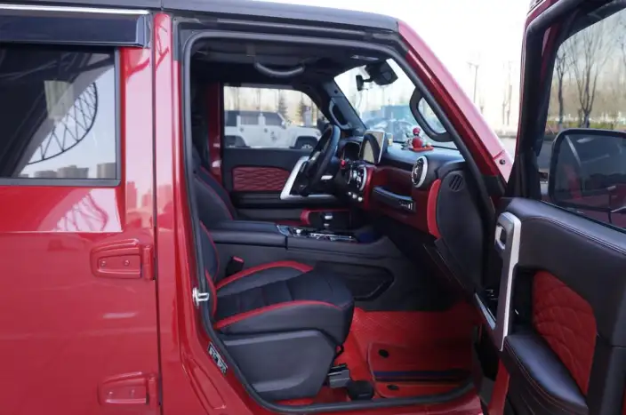 BAIC BJ40 2023 Model 2.0T Automatic 4WD City Hunter Edition Warrior Model – фото 9