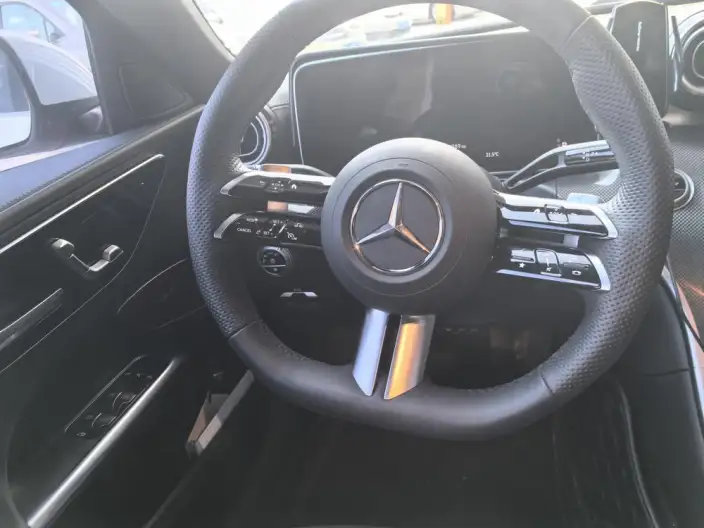 Mercedes-Benz C-Class 2025 Model Facelift C 260 L Sports Edition – фото 8