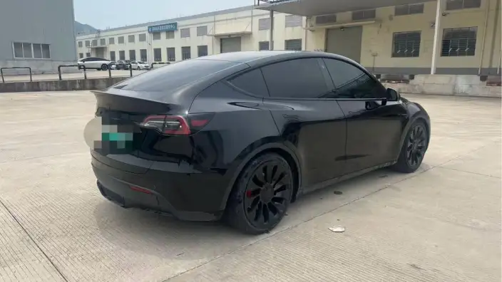 Model Y 2022 Model Performance High performance All-wheel drive version – фото 6
