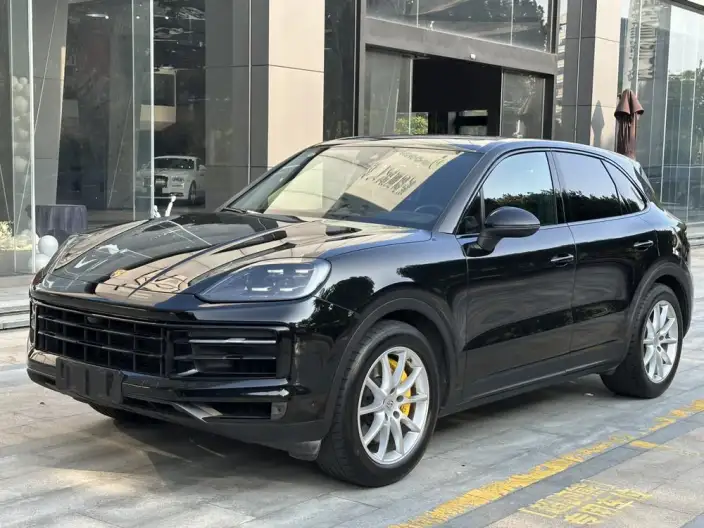 Cayenne 2024 Model Cayenne 3.0T – фото 1