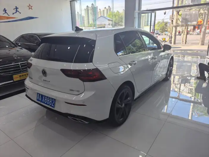 Volkswagen Golf 2023 Model Facelift 280TSI DSG R-Line Lite – фото 6