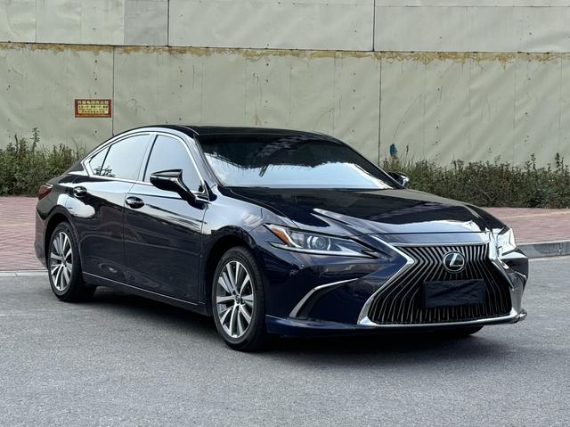Lexus ES 2018 200 Excellence China VI – фото 3