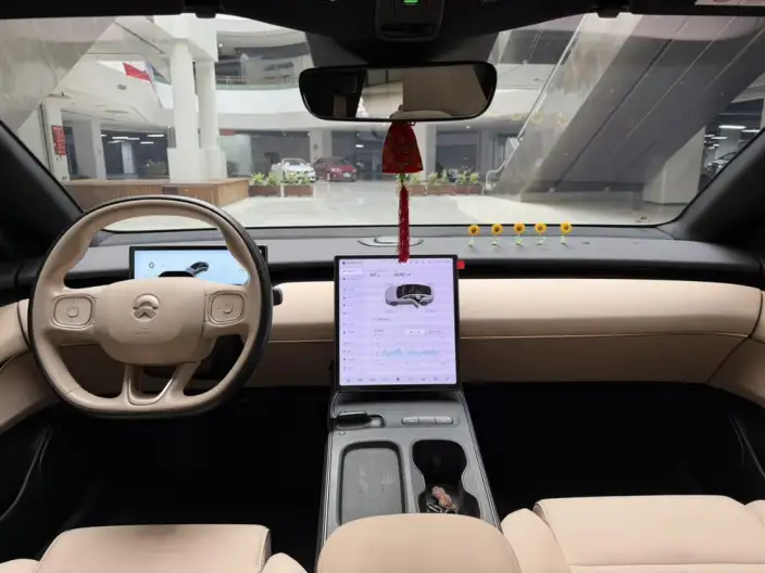 NIO ET5 2024 Model 75kWh – фото 9