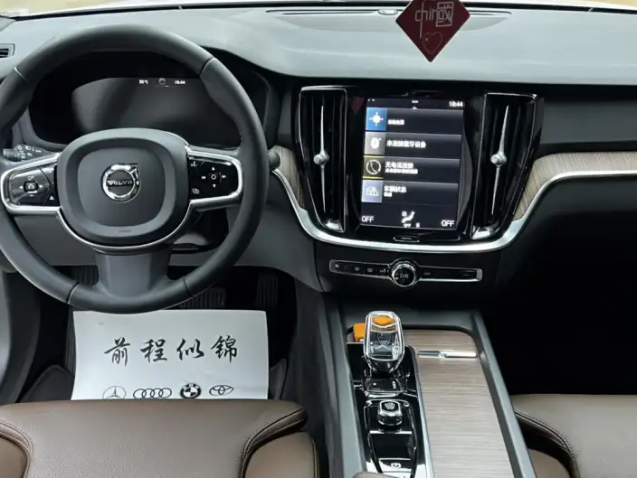 Volvo S60 2022 Model B4 Smart Range Deluxe Edition – фото 8