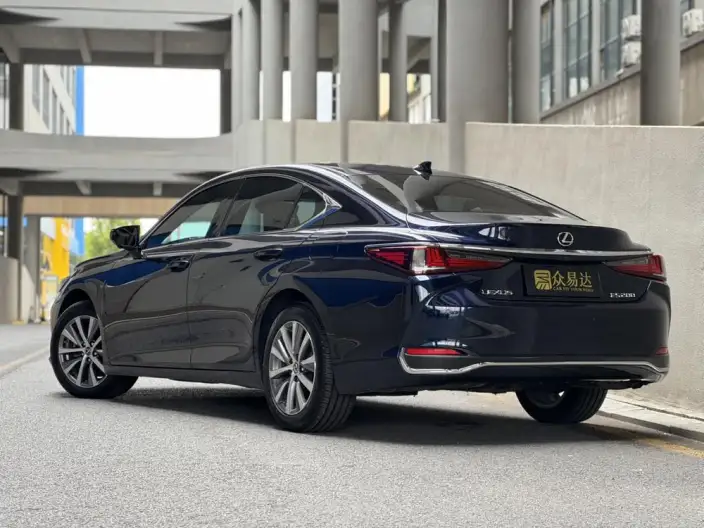 Lexus ES 2020 Model 200 Superior Edition China VI – фото 4