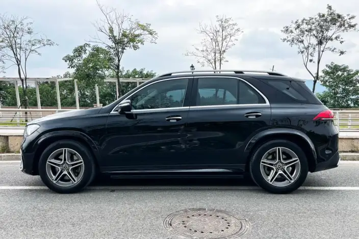 Mercedes-Benz GLE Imported 2023 Model GLE 450 4MATIC Fashion Model – фото 3