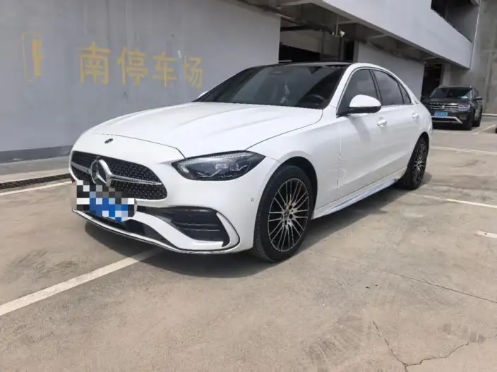 Mercedes-Benz C-Class 2025 Model C 260 L Sports Edition – фото 1