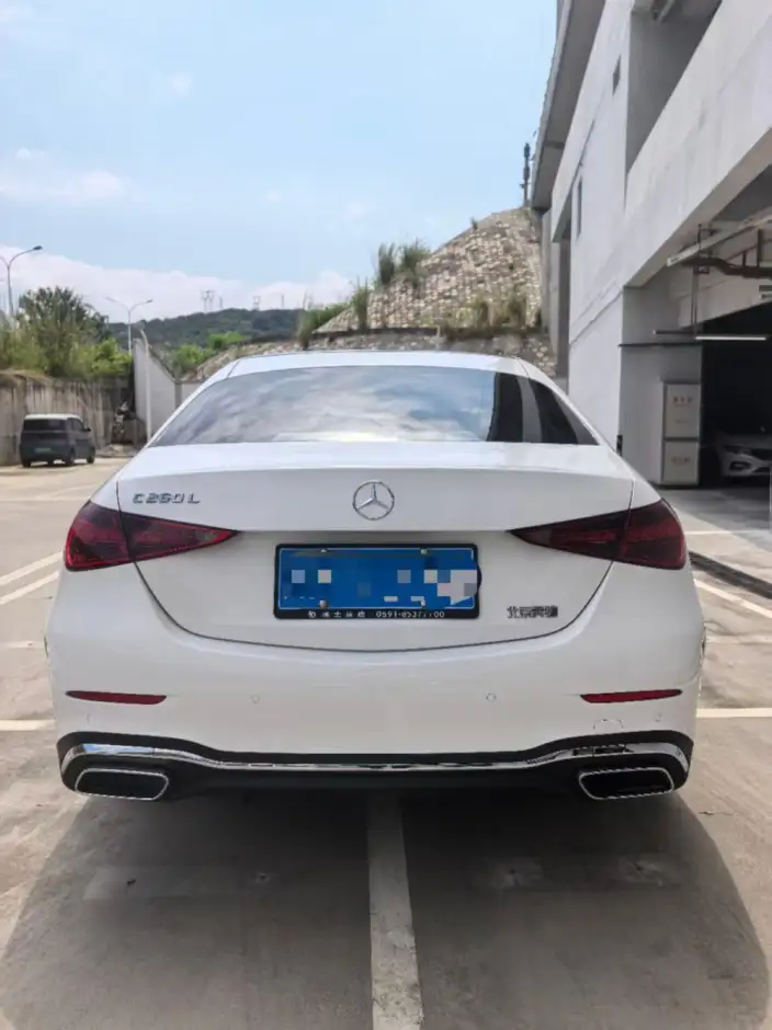 Mercedes-Benz C-Class 2025 Model C 260 L Sports Edition – фото 4