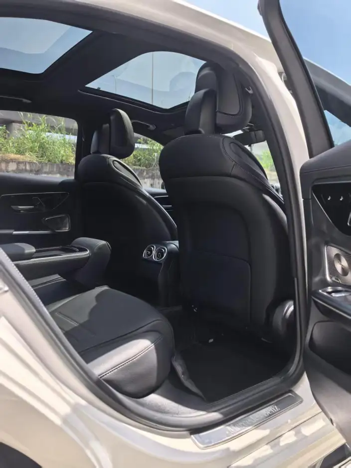Mercedes-Benz C-Class 2025 Model C 260 L Sports Edition – фото 7
