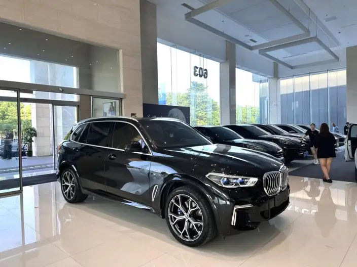 BMW X5 2022 Model Facelift xDrive 40Li Exclusive Model M Sports Set