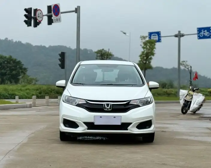 Honda Fit 2020 Model 1.5L CVT Comfort Edition – фото 2