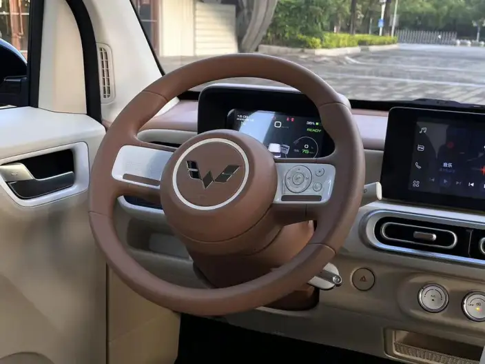 Wuling Hongguang MINIEV 2024 Model 215km Advanced version Lithium Iron Phosphate – фото 5